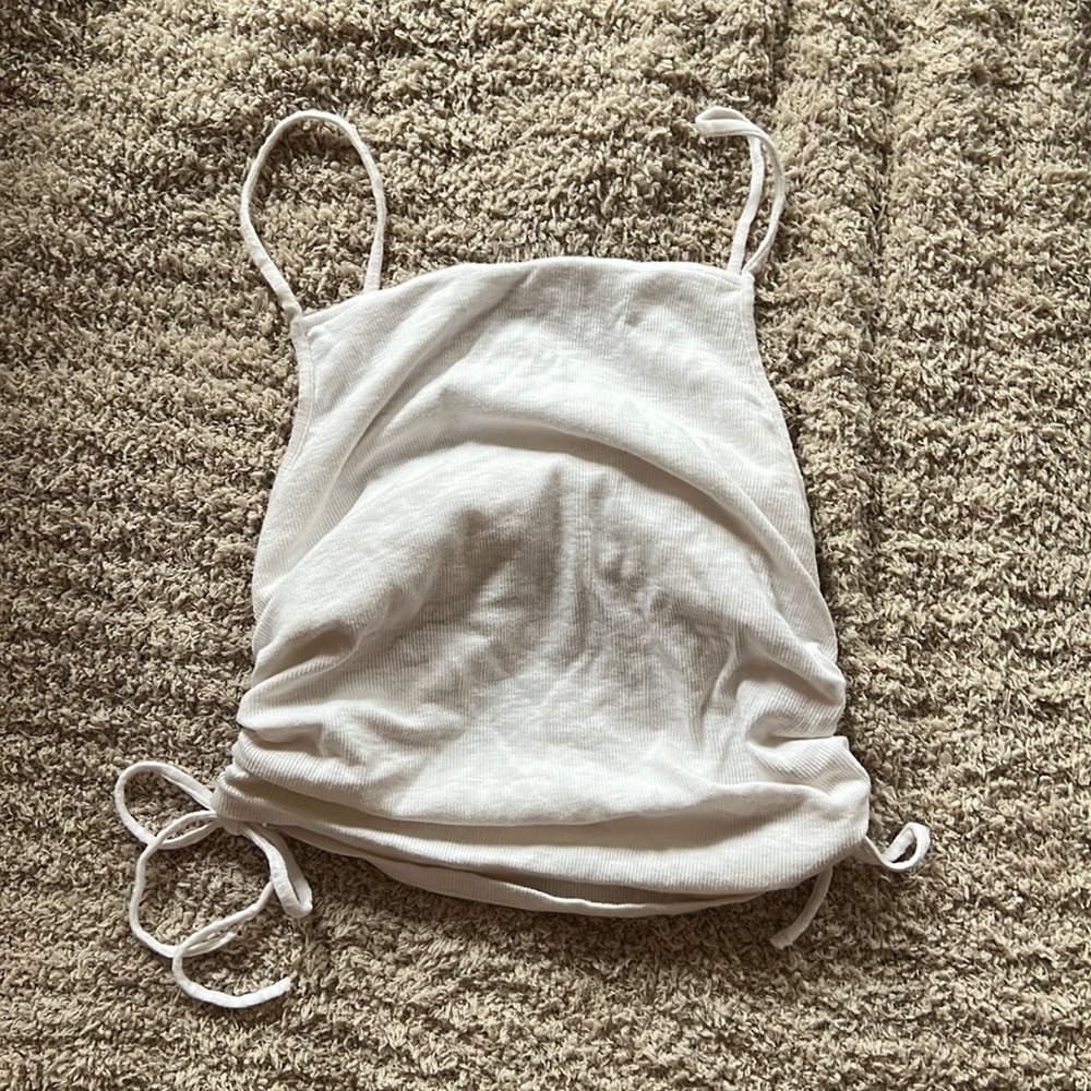 AERIE White Crop top with gathering sides and built in bra